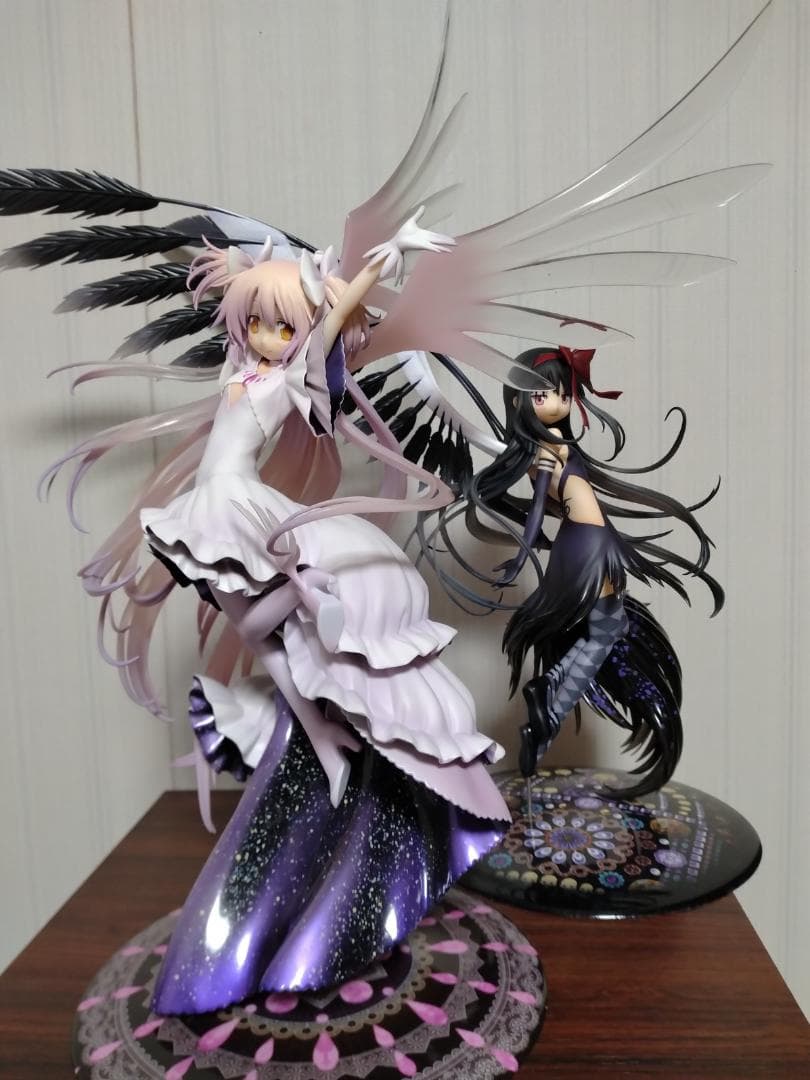 アルティメットまどか 悪魔ほむら フィギュア セット