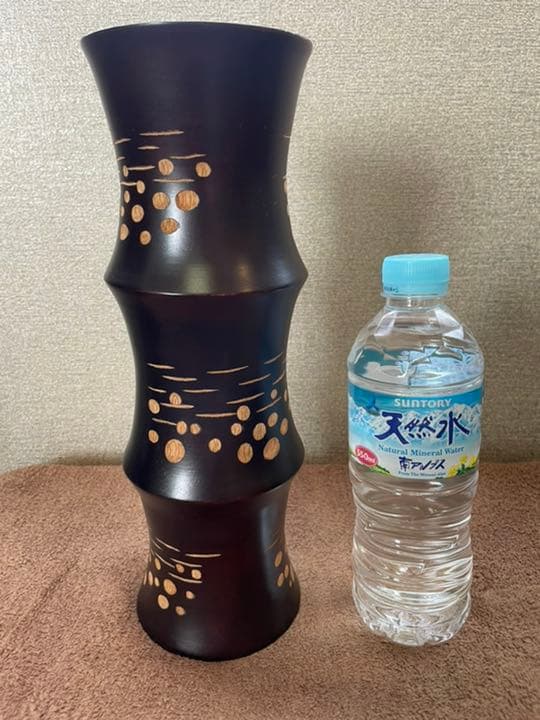 木製の壺