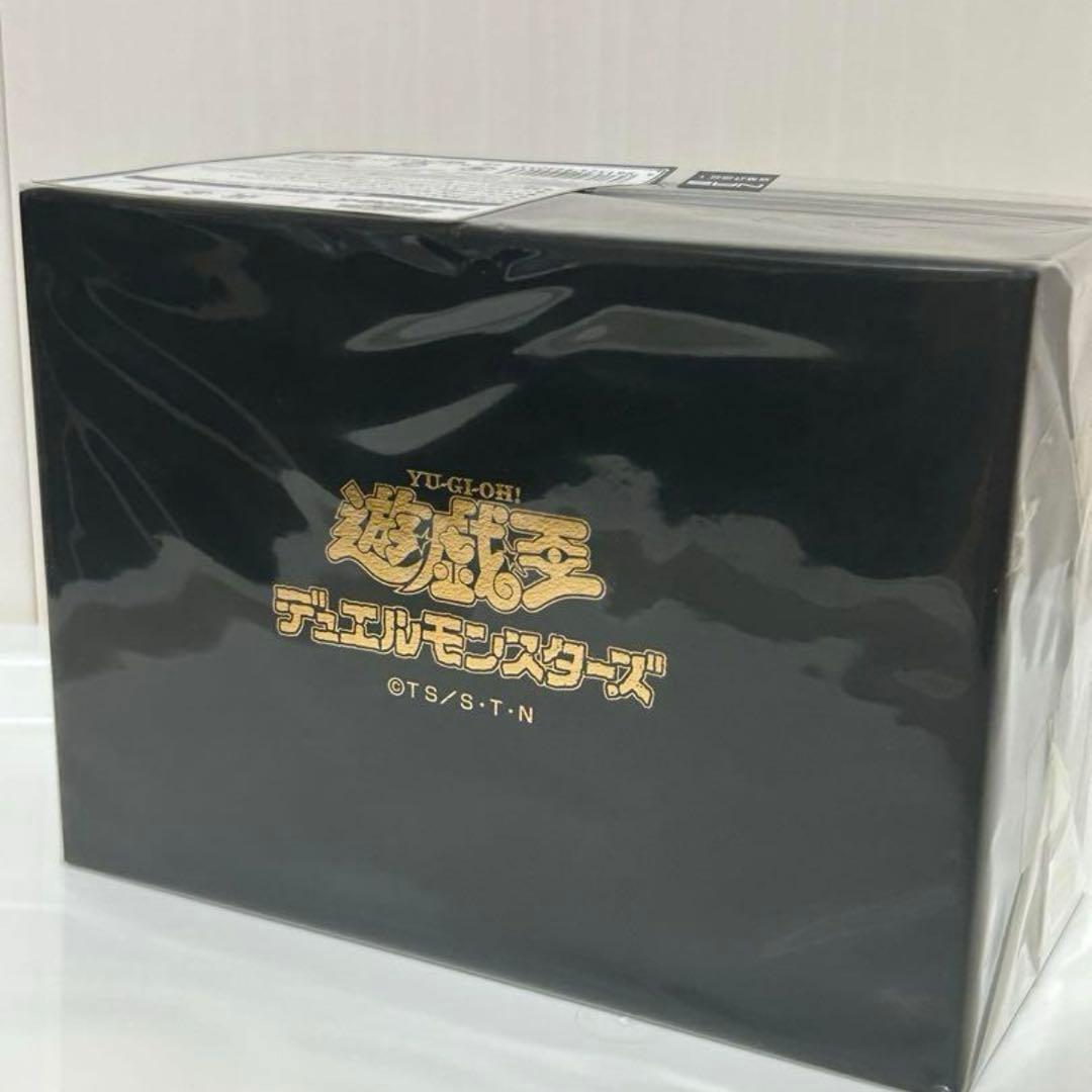 遊戯王　封印の黄金櫃1/1スケール　ムービック