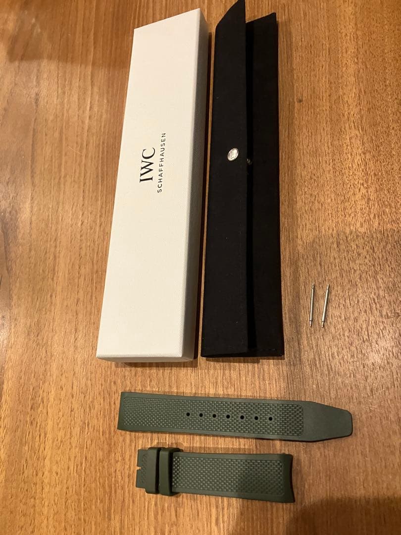 ニャンツアイ様　IWC 純正ラバーベルト　オリーブグリーン