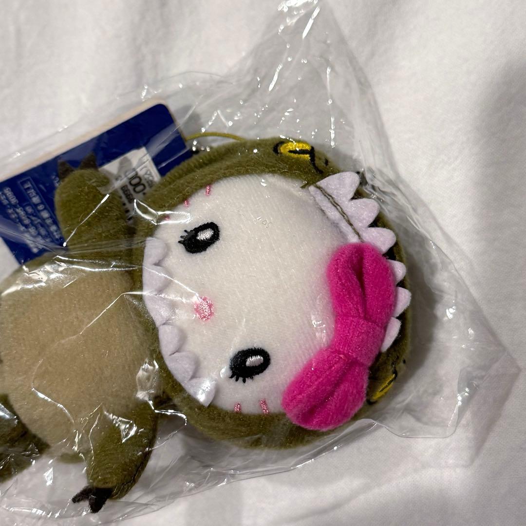 USJ ユニバ　ハローキティ　ジュラシックパーク恐竜　ストラップ　キーホルダー