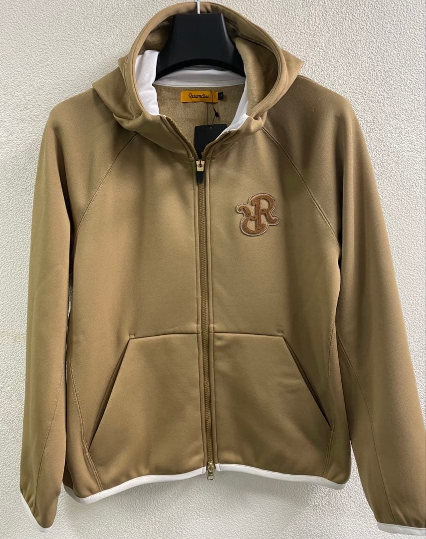 レザレクション　新品　Lサイズ キャメル　パーカー