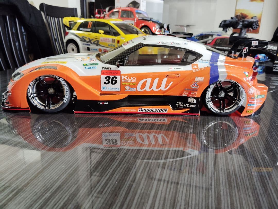 タミヤau TOMS GR Supra 完成ボディ