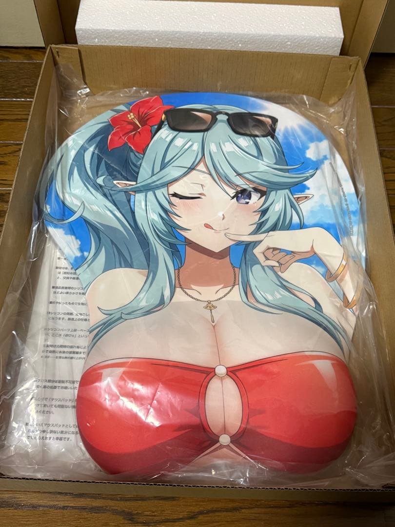 等身大おっぱいマウスパッド イプシロン 水着ver.