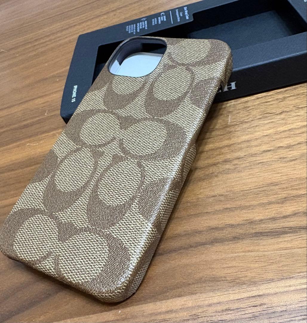 ☆限定商品☆ COACH iPhone15 ケース・シグネチャー キャンバス