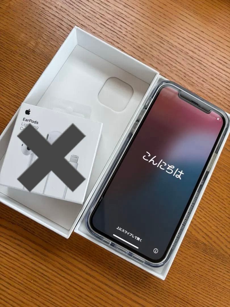 iPhone12、casetifyケース（MagSafe対応）、イヤホンのセット