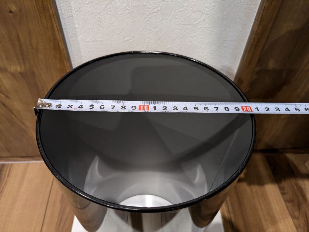 NIKKA WHISKY ニッカウィスキー 黒びん 昭和レトロ ゴミ箱 年代物