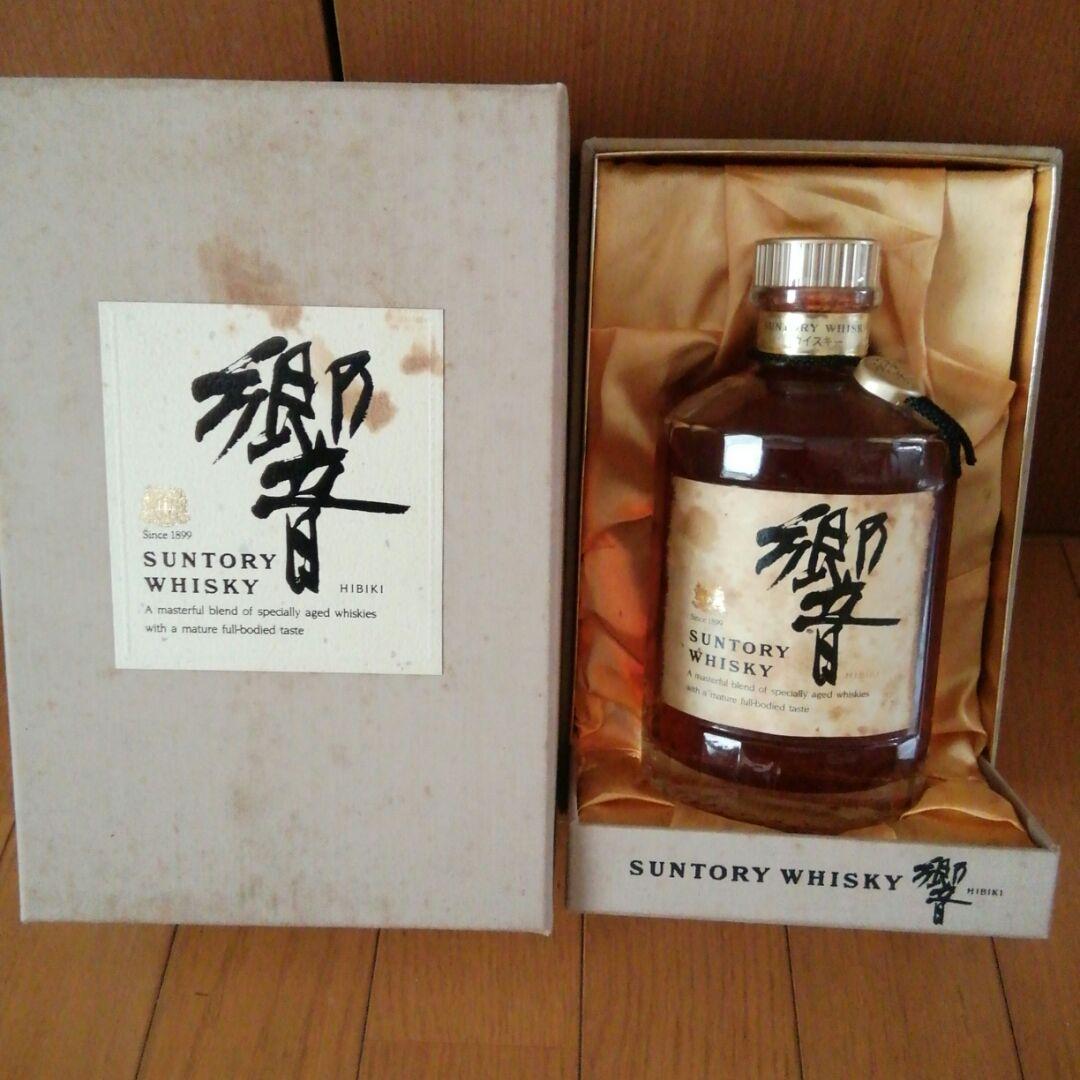 サントリー  響  750ml ゴールドラベル
