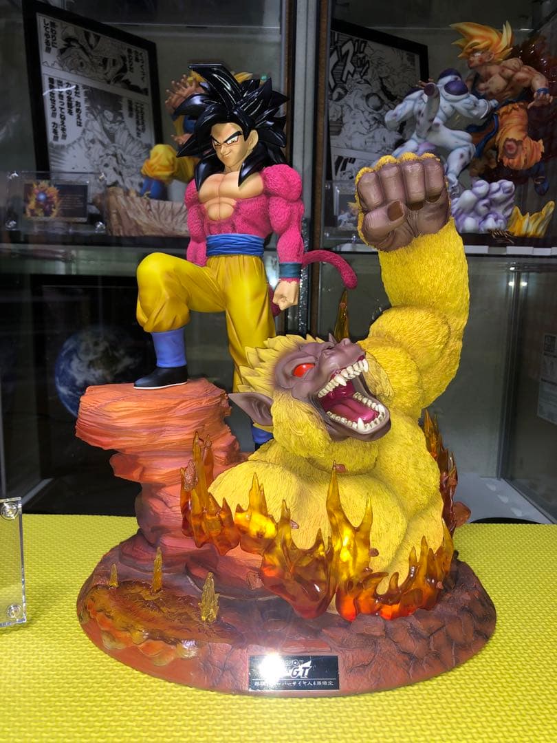 ドラゴンボール　超サイヤ人4 孫悟空　黄金大猿　スタチュー