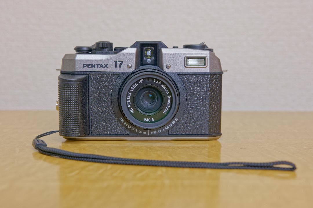 【美品】PENTAX17 フィルムカメラ おまけフィルム１本＆レンズフィルター付