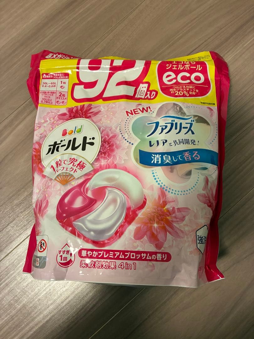 【モコ】
