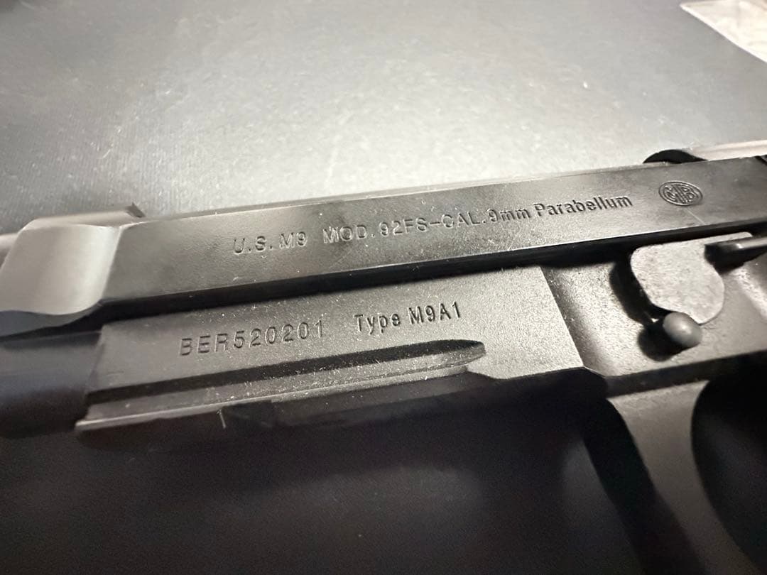 東京マルイ　M9A1 ガスブローバック　予備マガジン付