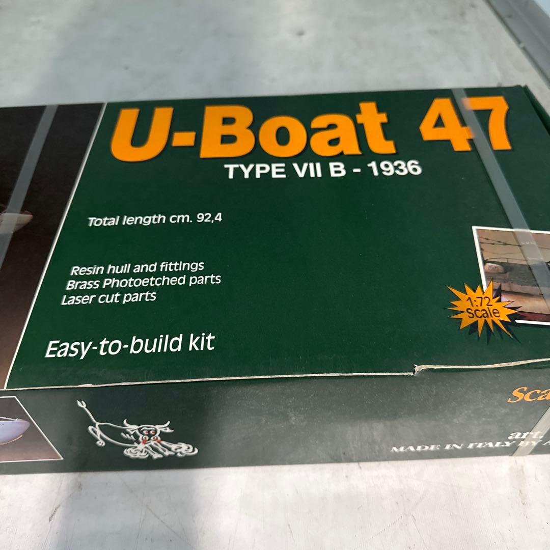 AMATI U-Boat 47 Type VII B 1936 木製模型キット
