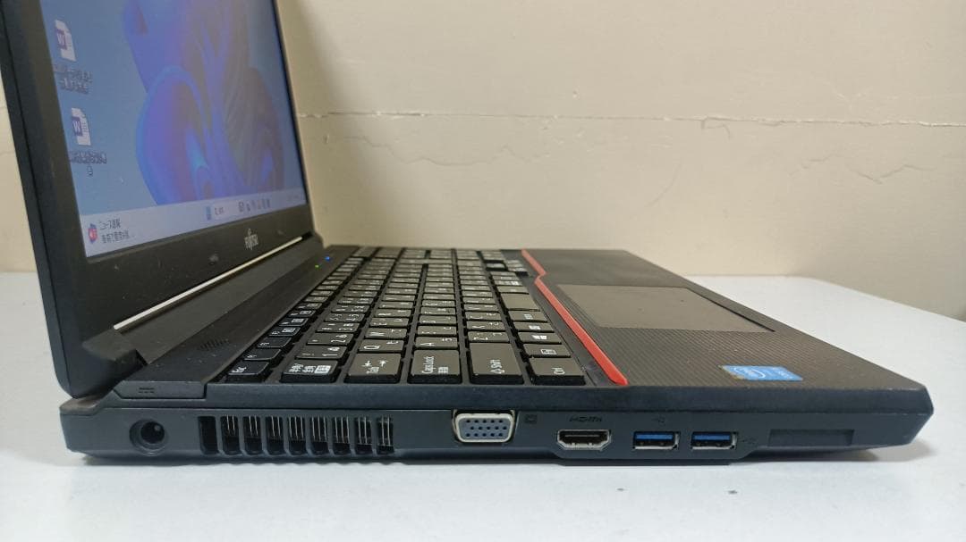 ⭐️ノートパソコンFUJITSU第四世代Core i5 SSD128Gメモリ8G