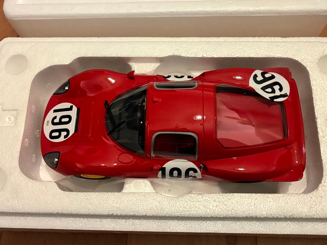 CMR 1/18 フェラーリ ディーノdino 206s 1966