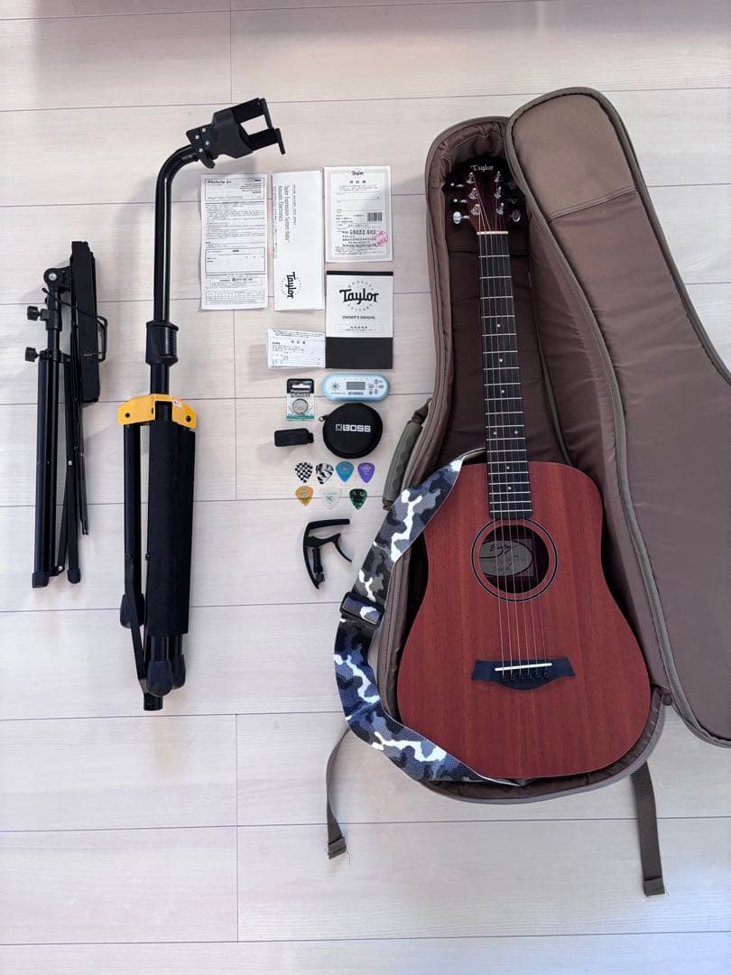 taylor baby BT2e アコースティックギター