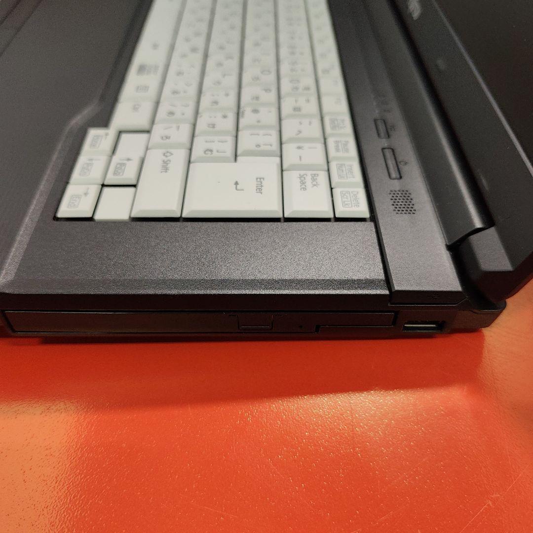 Windows11 ノートパソコン 極美品 爆速SSD極美品