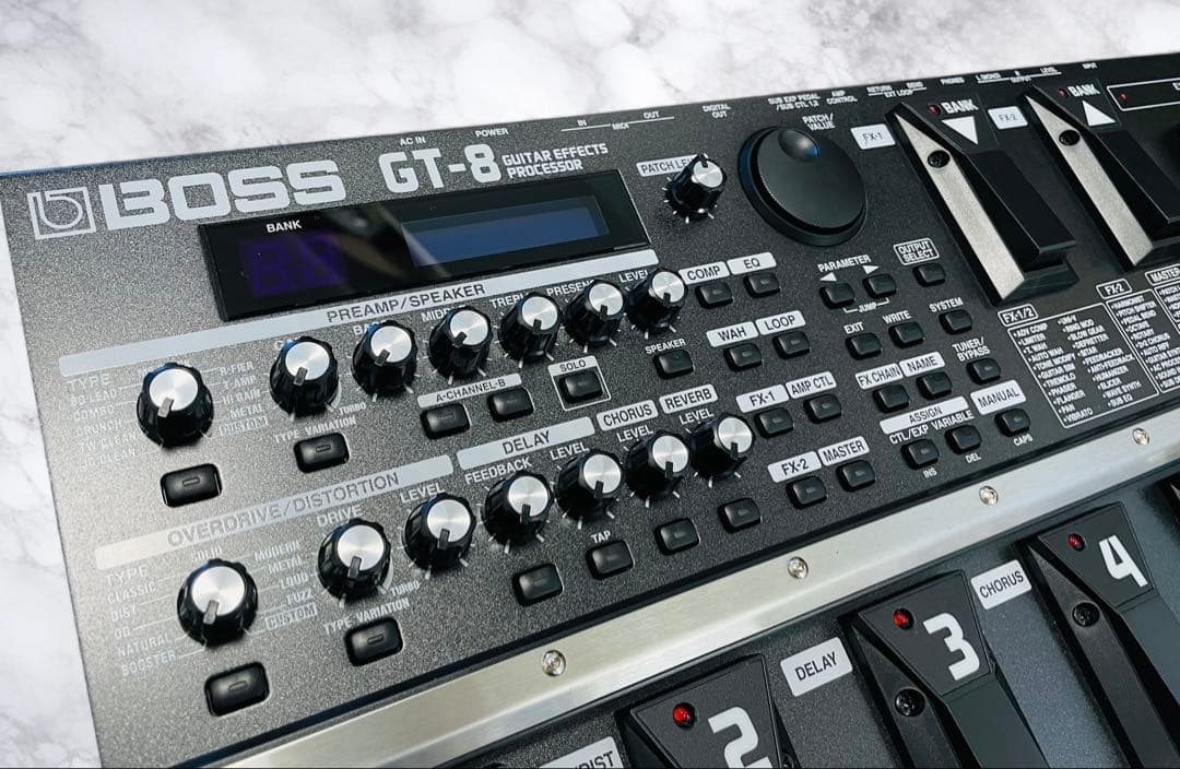 (美品) BOSS GT-8 GUITAR EFFECTS PROCESSOR