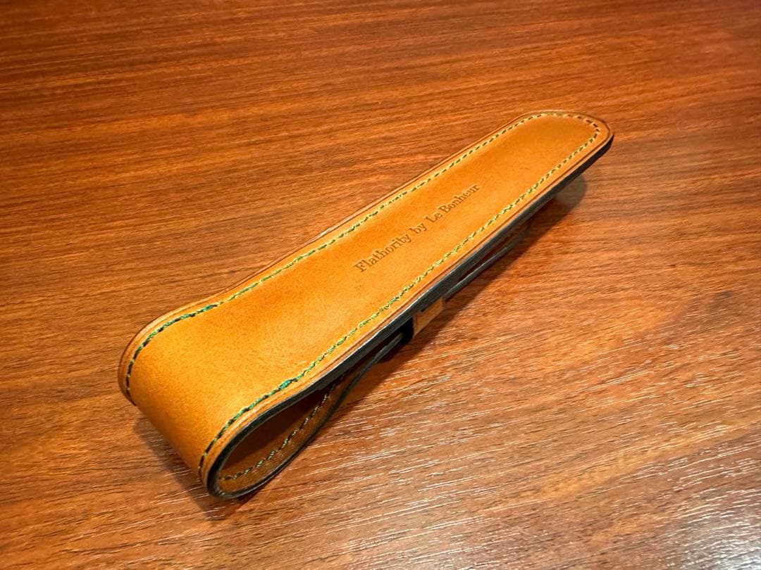 【新品】ル・ボナー 1本差しペンケース キャメル