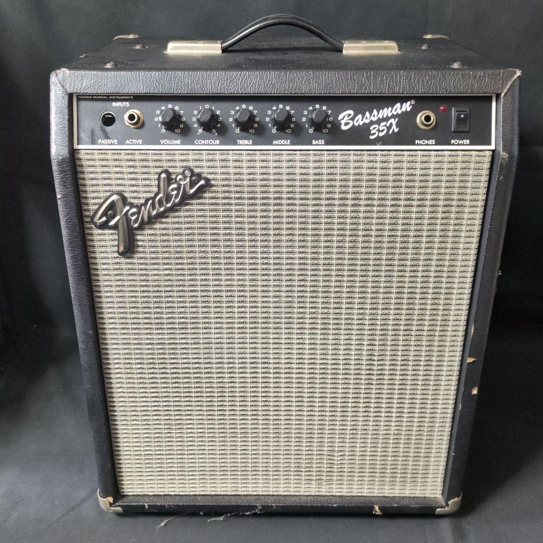 ベース Fender Japan Bassman 35X