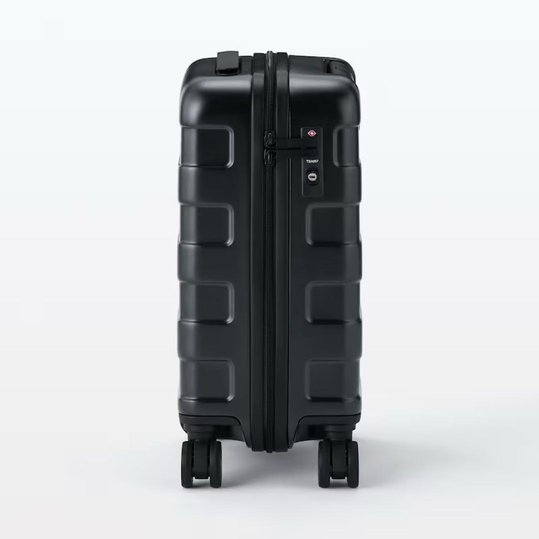 無印良品　バーを自由に調節できる　ハードキャリーケース（２０Ｌ）