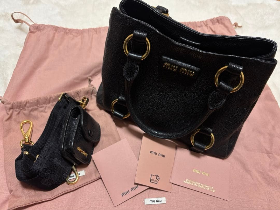 miu miu ハンドバッグ ブラック