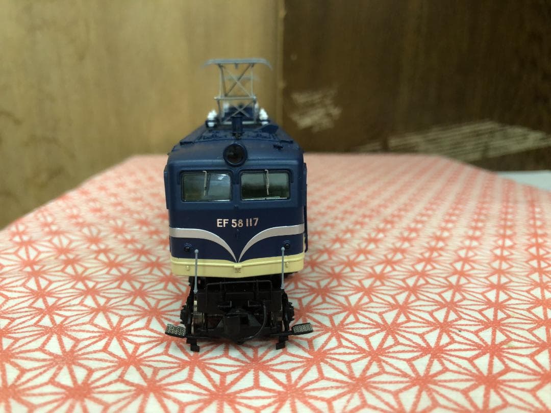 トラムウェイ EF58（小窓） ブルトレ色（下回り黒）