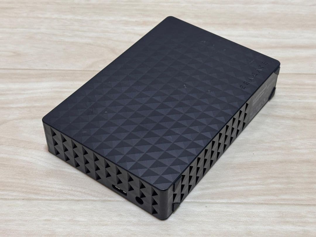 Seagate 外付けハードディスク SRD0NF2 4TB