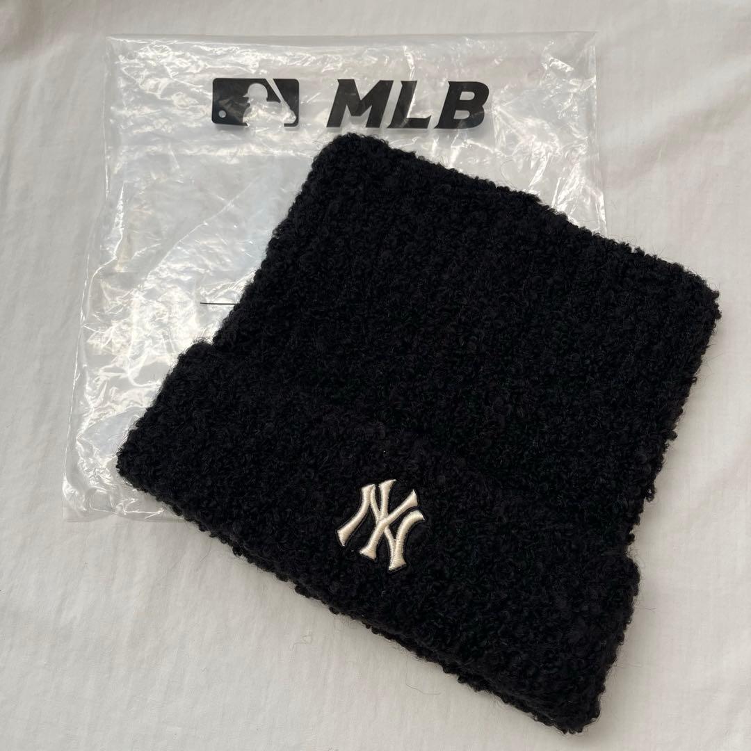 【新品未使用】 韓国限定 MLB Korea 黒 猫耳ニット帽 カリナ着用