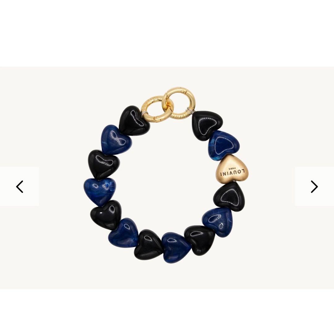 【完売品】LOUVINIPARIS ハンドストラップ　PETIT CUORE