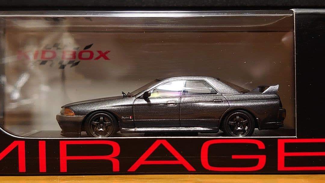 ミニカー 1/43 hpi GTB-4 4door r32 bnr32