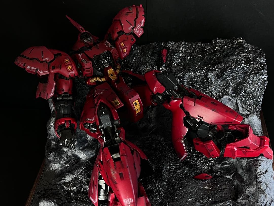 ガンプラ　ジオラマ塗装済み完成品　rg サザビー