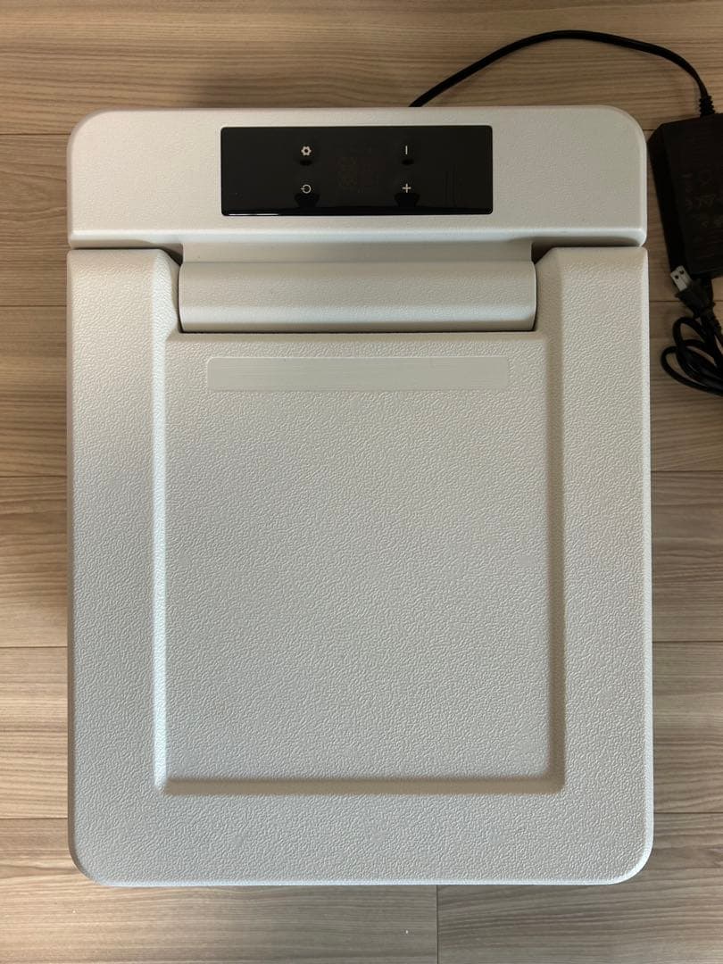 ポータブル冷蔵庫「VS-CB009」