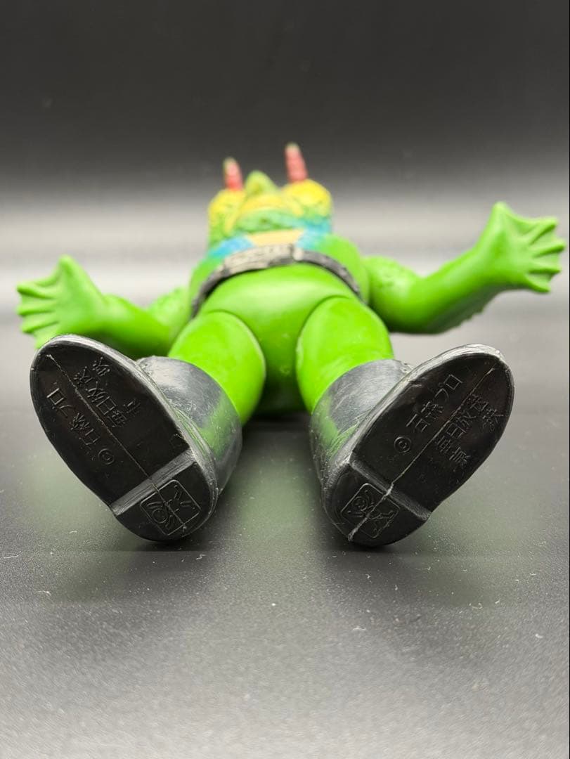 【旧バンダイ製】　怪人 死神カメレオン　スタンダードサイズ ソフビ　希少品