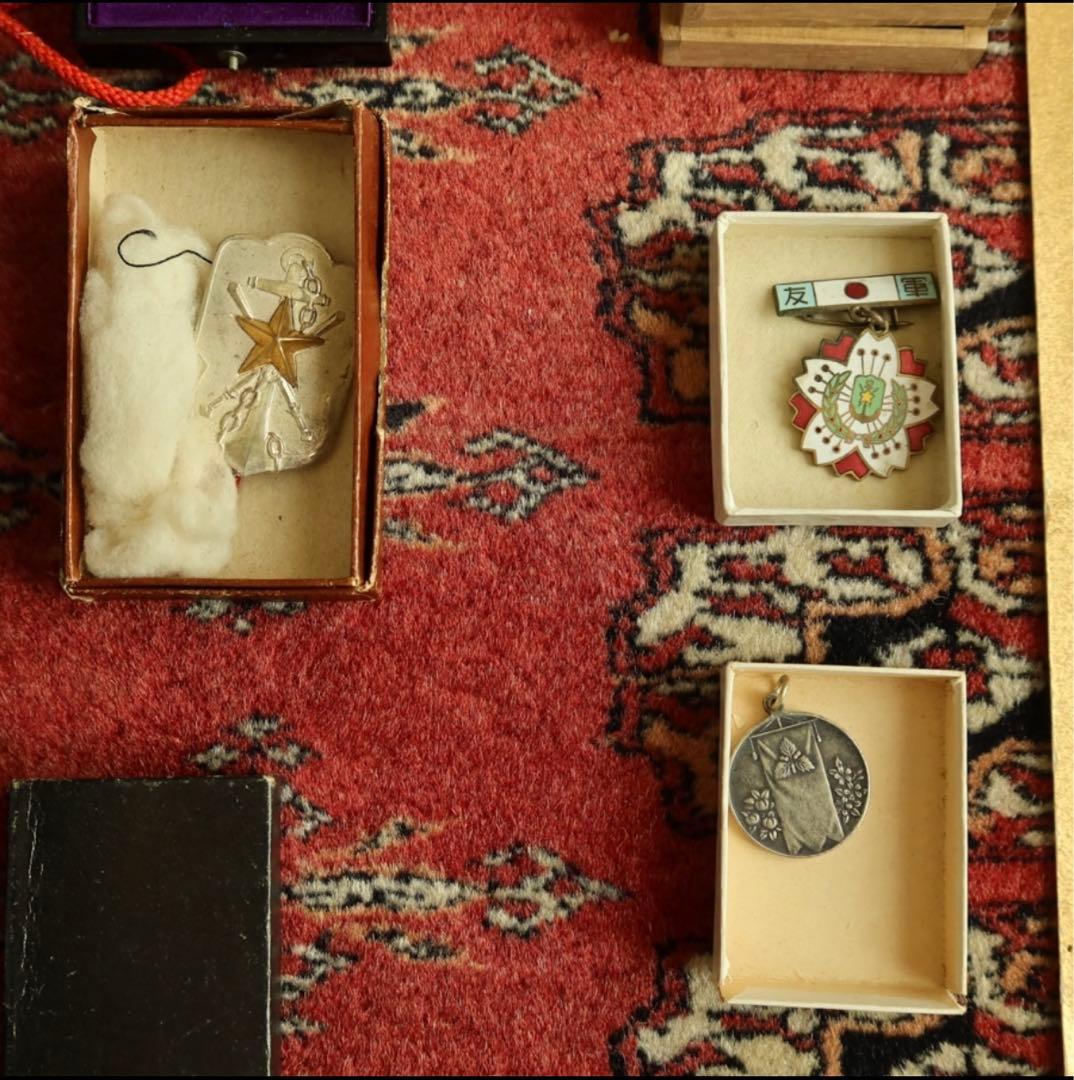 勲功章　旧日本軍　勲八等　賞状 勲章 まとめて　従軍記章 検) メダル 戦前