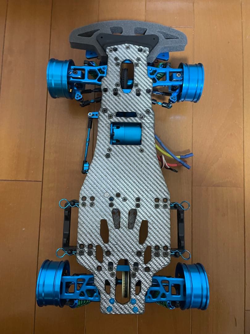 【希少/未走行】タミヤ TA-05 コンバージョン スクエア ホワイトカーボン