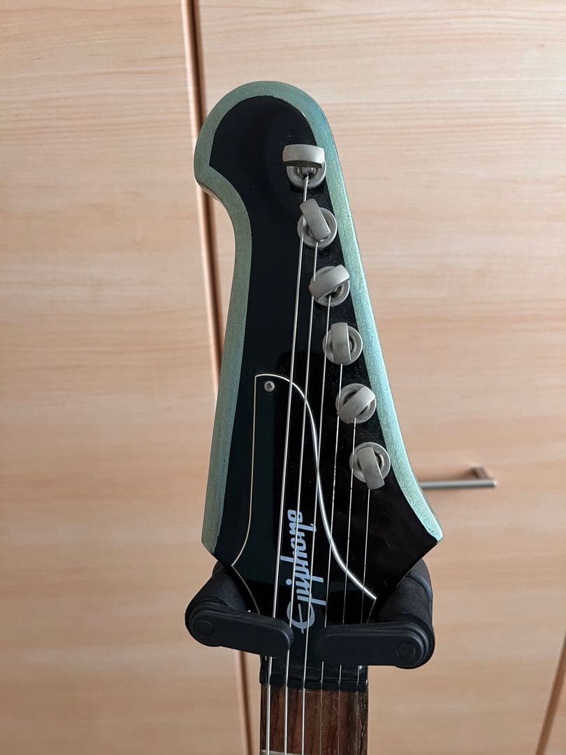 ギター EPIPHONE PELHAM BLUE FIREBIRD