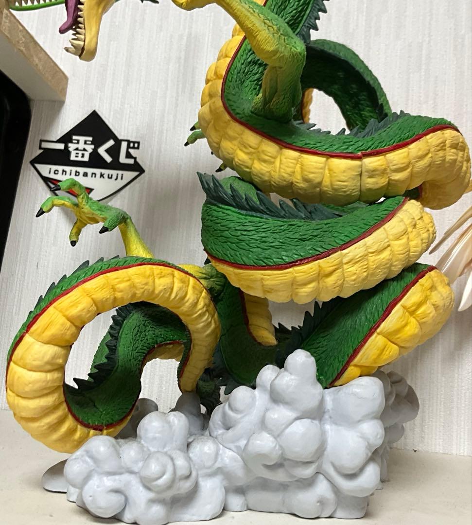 ドラゴンボール　神龍　フィギュア