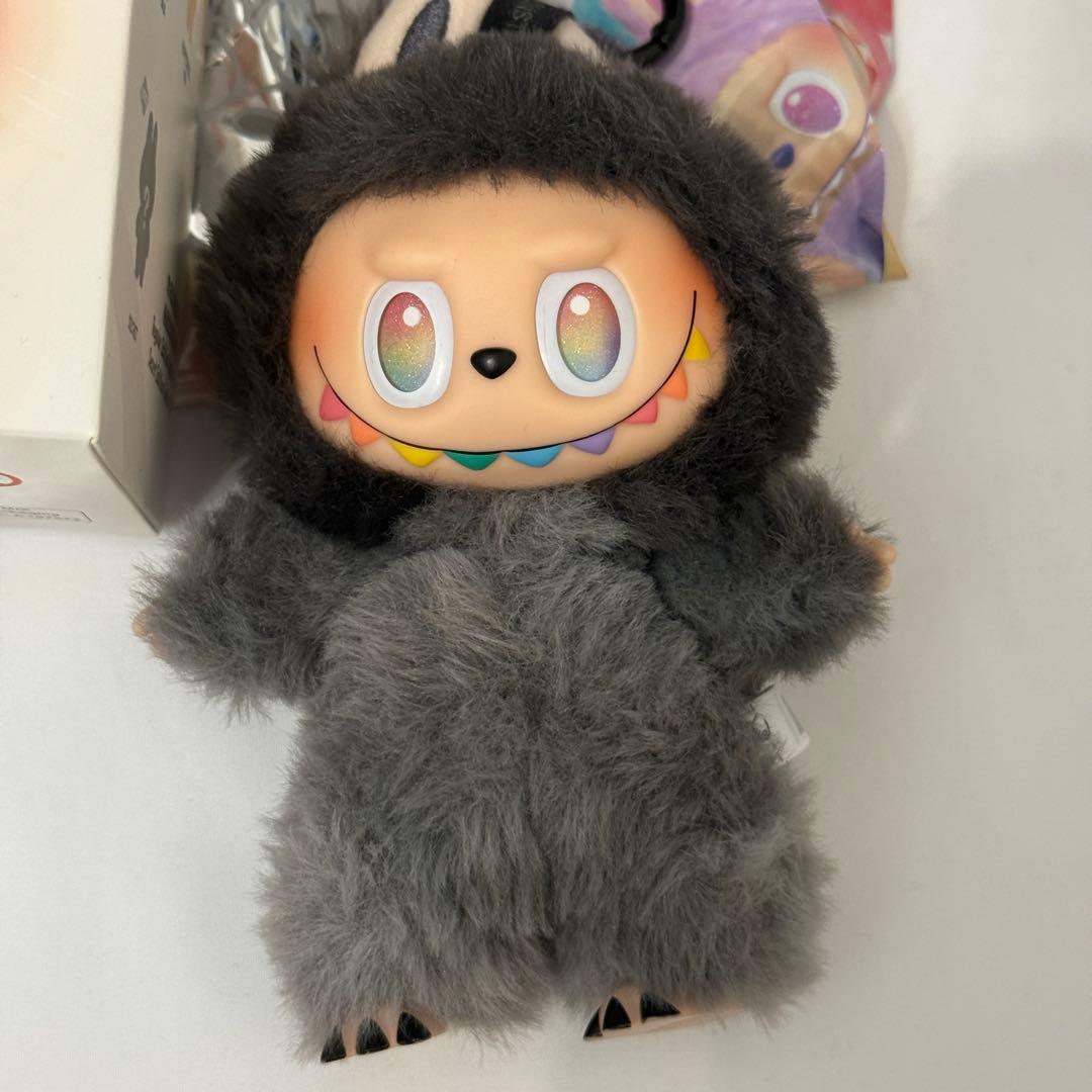 正規 LABUBU ラブブ シークレット ID 本我 マスコット ぬいぐるみ
