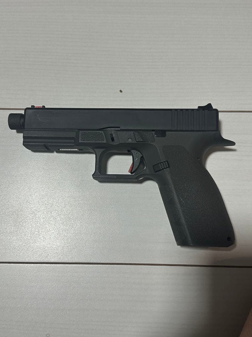 Carbon8 CO2 STRIKER-9Q -QUELL- ストライカー9