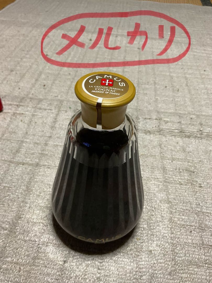 CAMUS・COGNAC。カラフェ・バカラ。LA GRANDE MARQUE。
