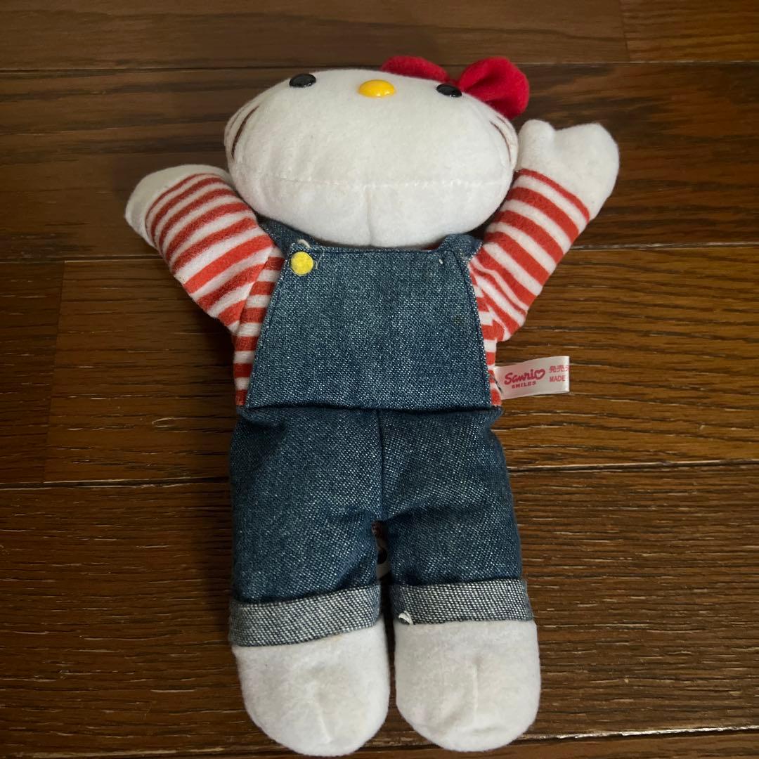 キティちゃん　ぬいぐるみ