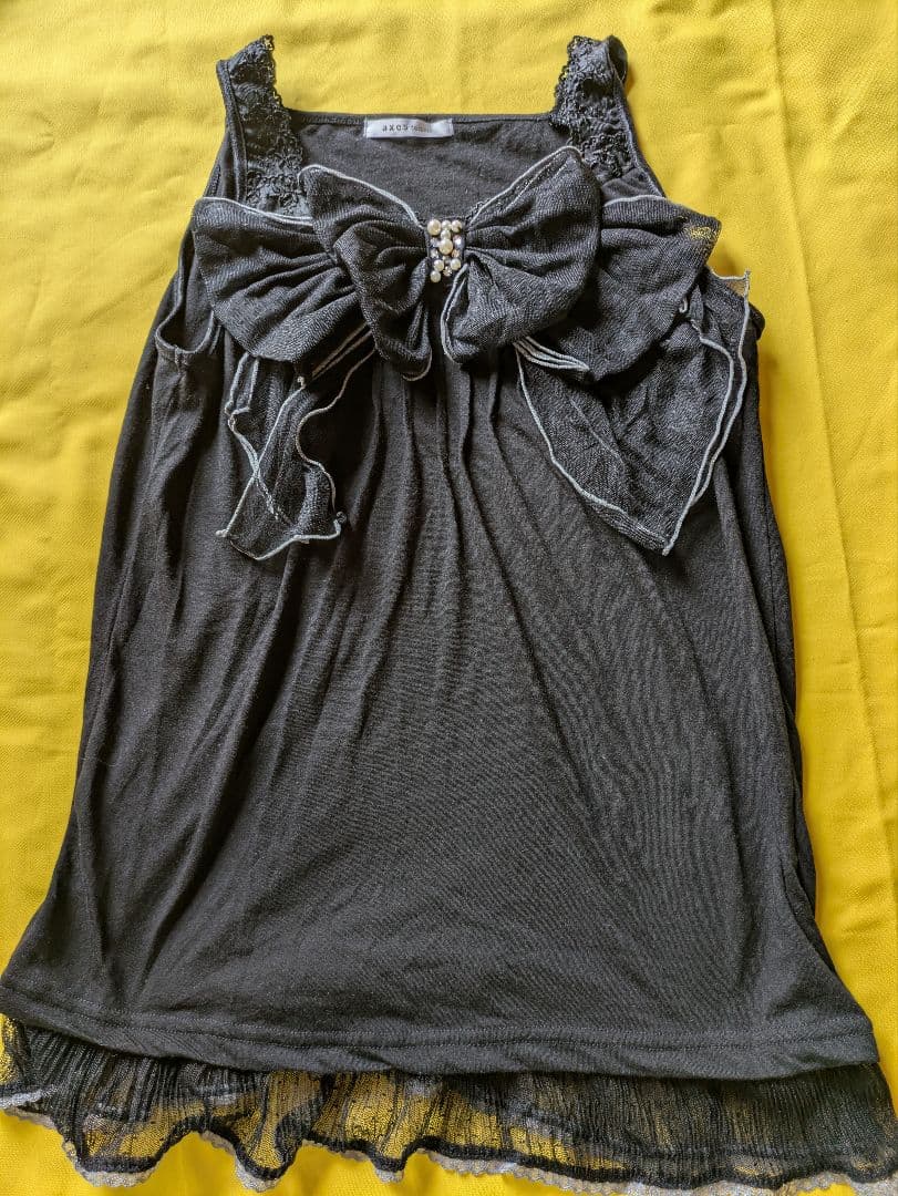 リボン付きタンクトップ（ベージュ・黒）6枚セット