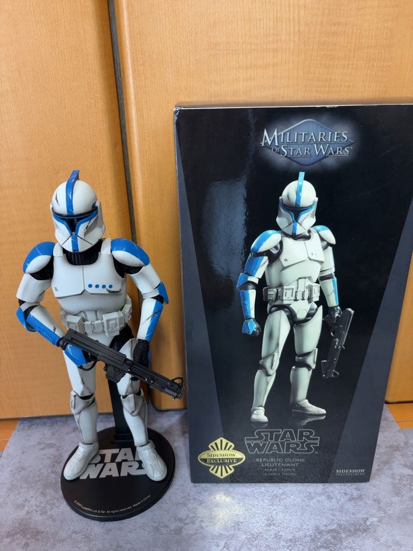 サイドショウ スターウォーズ クローントルーパー フィギュア