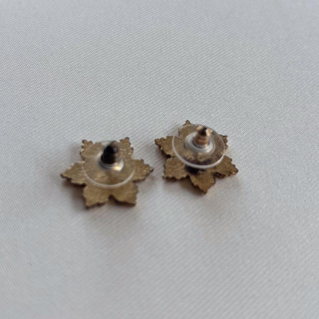 【CHANEL】 雪の結晶　ピアス