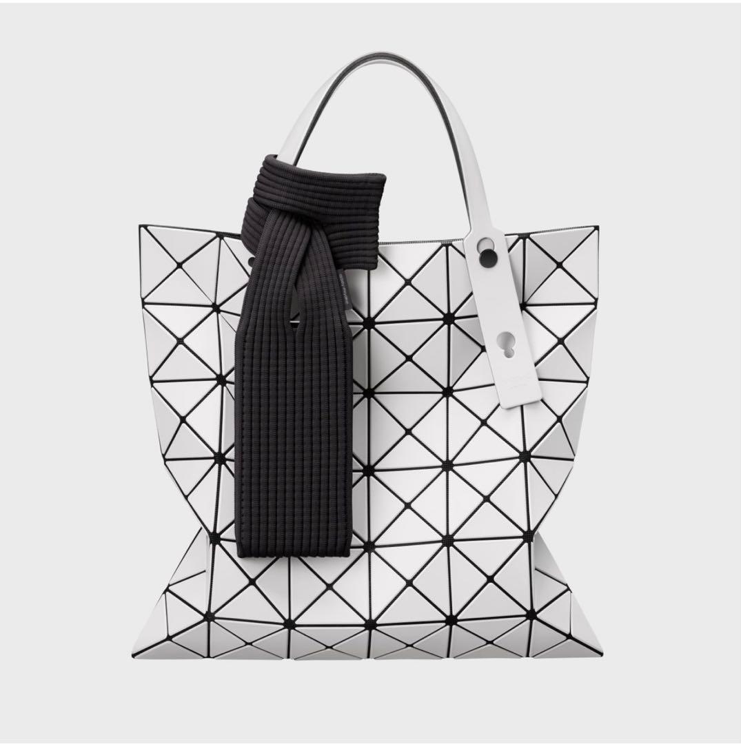 iPhone Pocket by ISSEY MIYAKE ショート ブラック