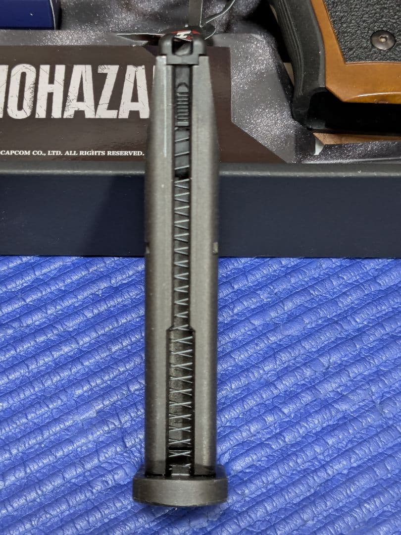東京マルイ製のガスブローバックエアガン、SAMURAI EDGE