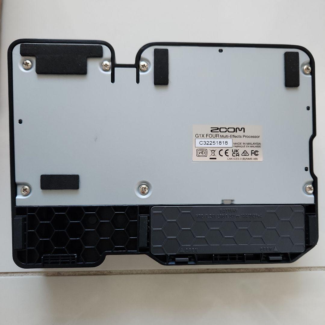 ZOOM G1X FOUR ギター用マルチエフェクター