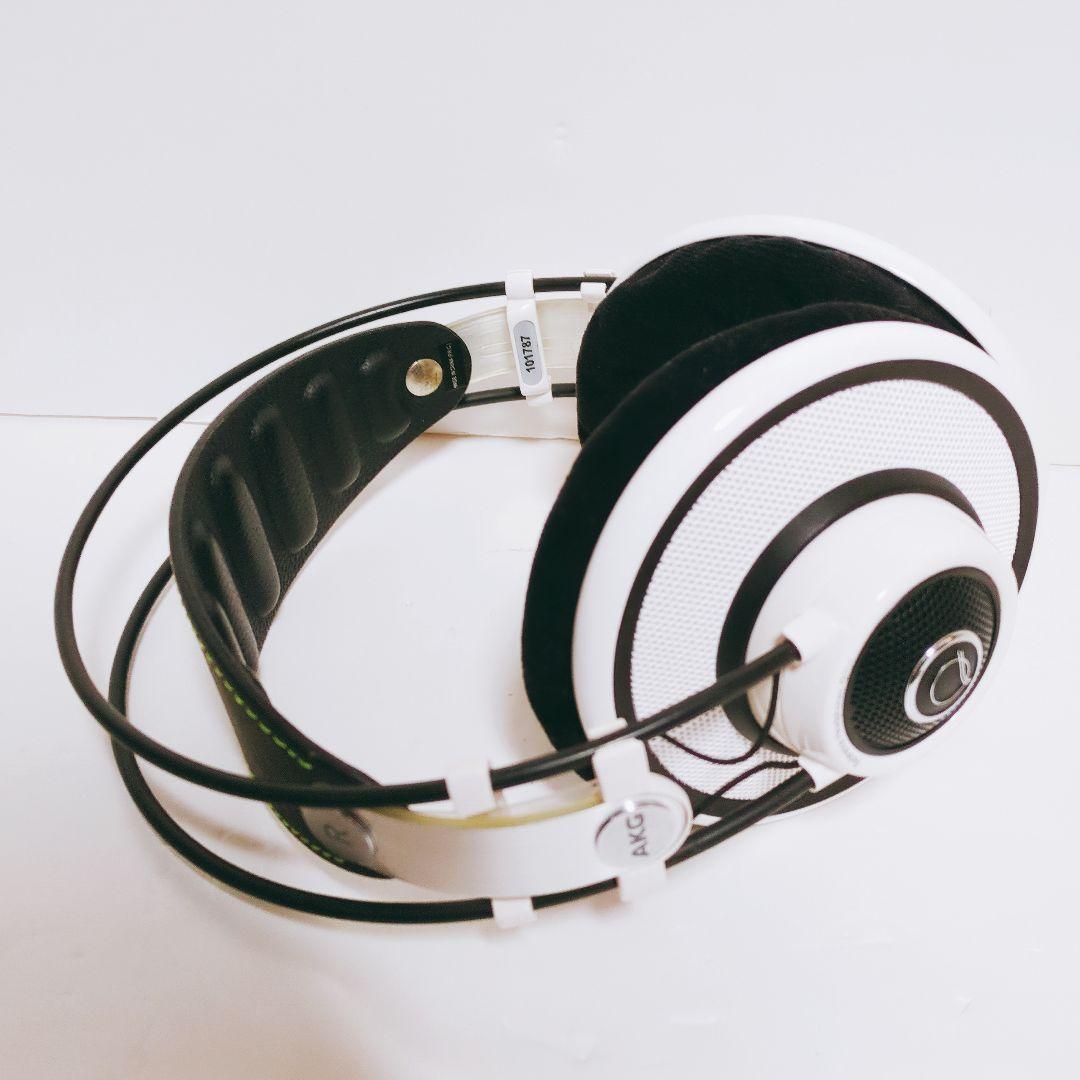 AKG Q701 ヘッドホン ホワイト オープン型 有線 ケーブル付き
