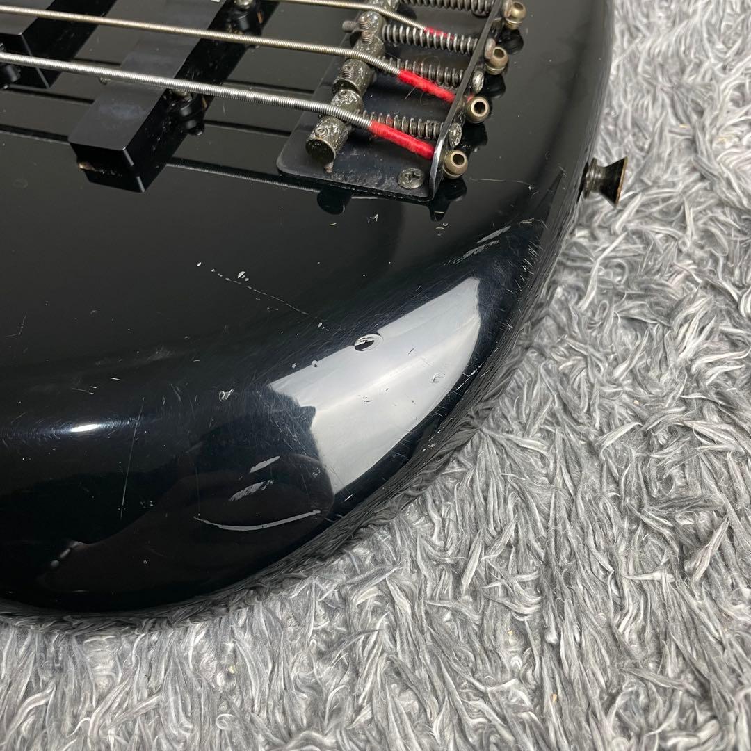 ベース Fernandes FRB-40